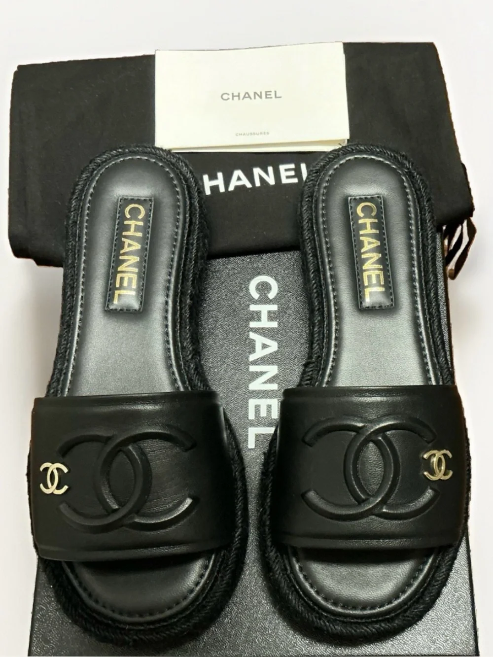 Chanel 23C Black Lambskin Leather CC Logo Slide Sandal Slip Espadrille Flat 38